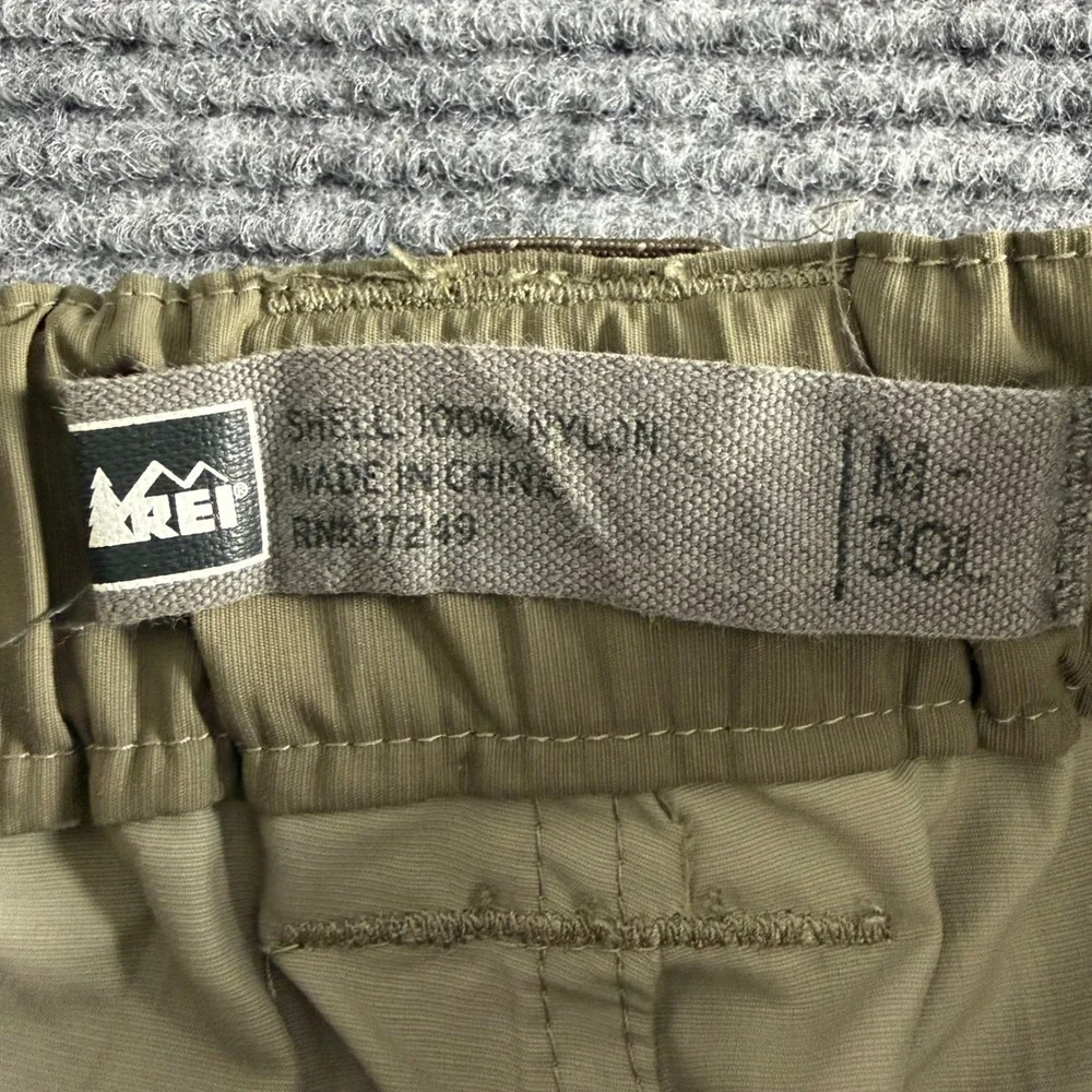 REI Mens Cargo‎ Hiking Pants Khaki Tan Nylon Outdoor Trousers Size M 30L